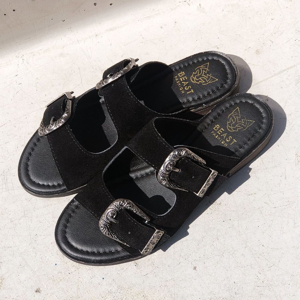 NEW Black Faux Suede Western Metal Buckled Straps Slides Slip On Sandals Shoes - Picture 4 of 12